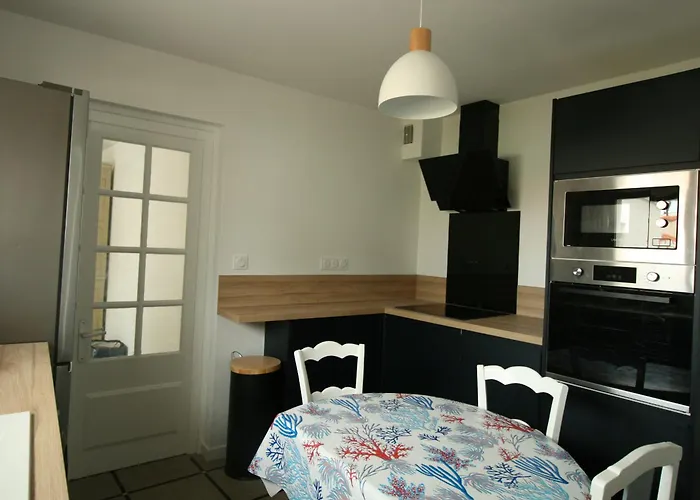 Casa vacanze Maison Rénovée 2 Ch, Terrasse, Proche Et Centre, Parking, équipements Complets, Animaux Ok - Fr-1-22-356 *