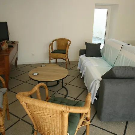 Maison Renovee 2 Ch, Terrasse, Proche Et Centre, Parking, Equipements Complets, Animaux Ok - Fr-1-22-356 펜션 *